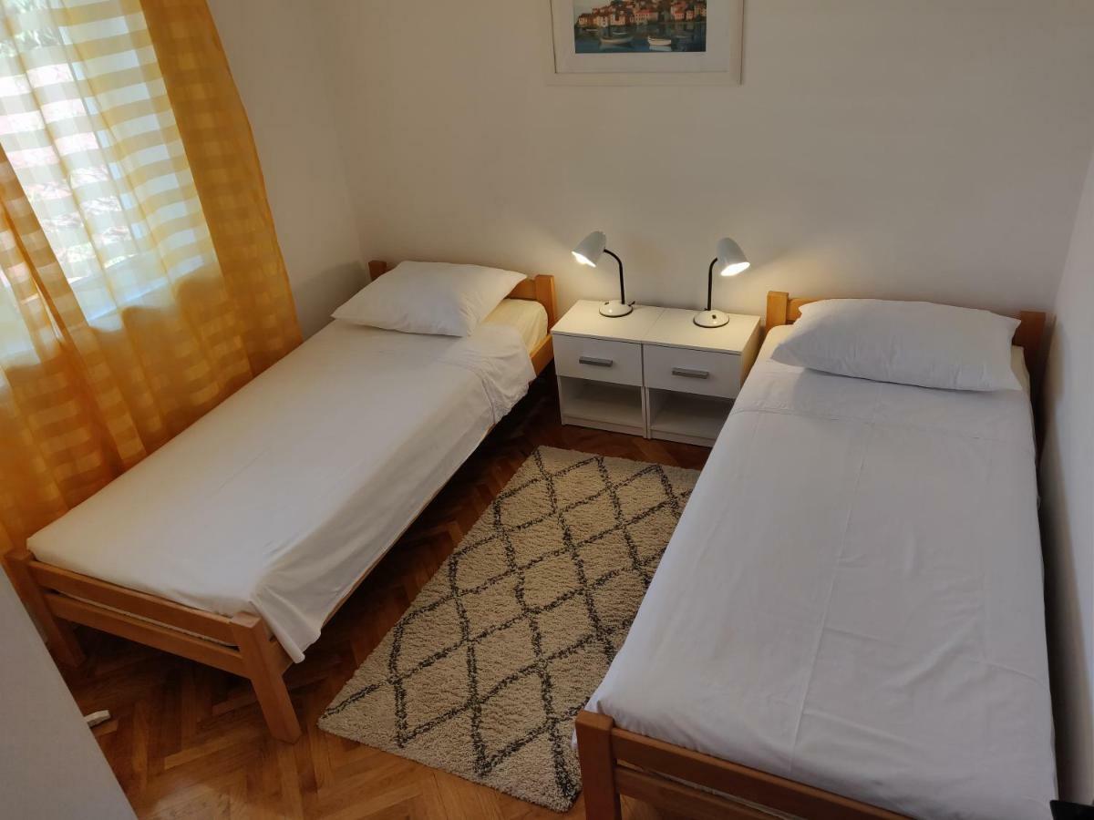 Apartment Zoric เกรบัชติซา ภายนอก รูปภาพ